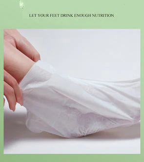 BIOAQUA Avocado Oil Socks Moisturizing Foot Mask - Image 3