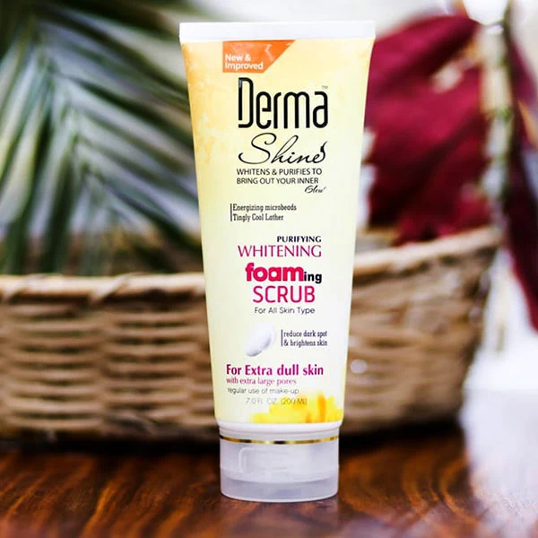 Derma Shine Whitening Foaming Scrub 200g