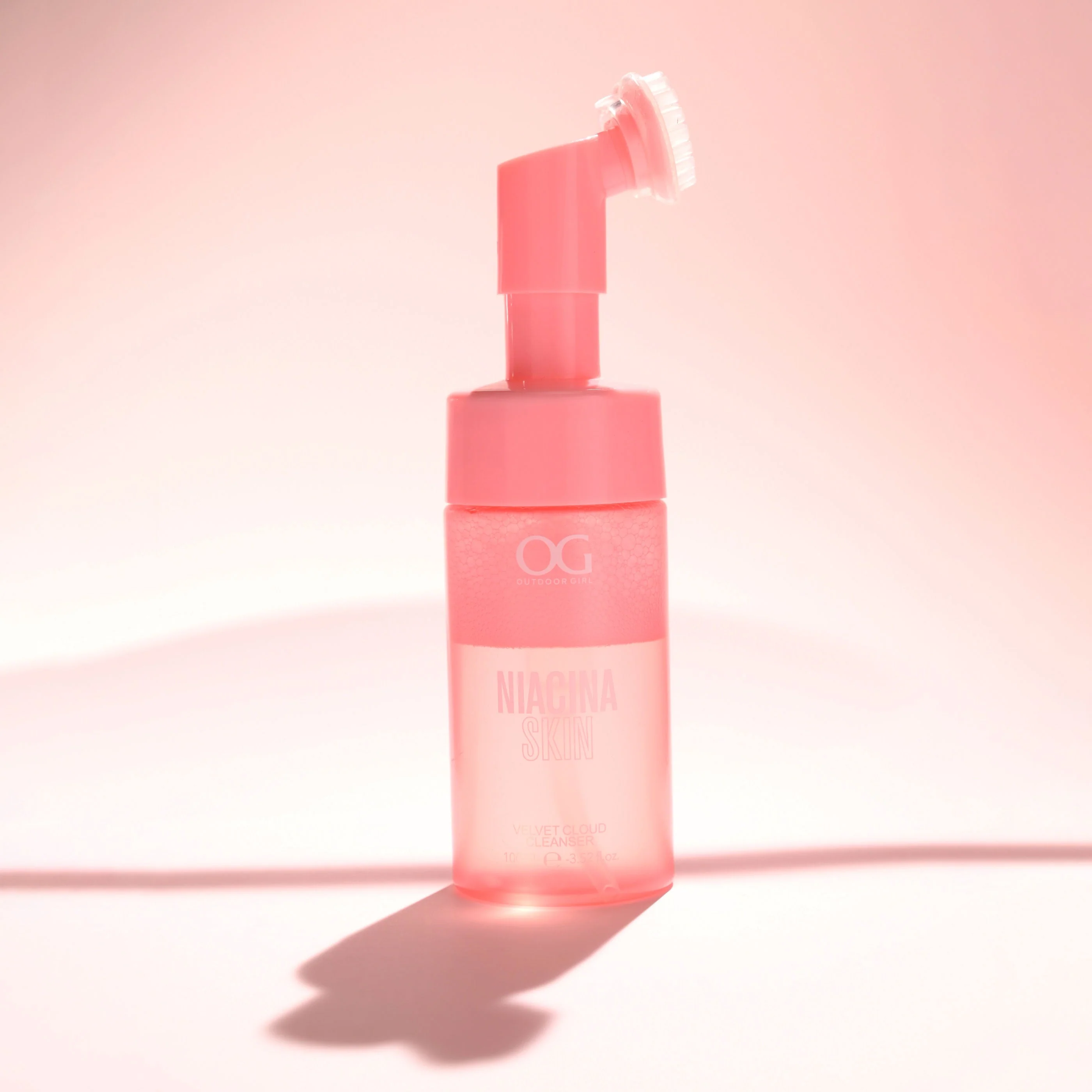 OG Outdoor Girl Niacinamide Cleansing Foam