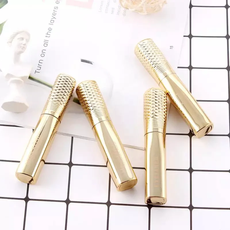 Miss Rose Liquid Eyeliner - Golden Packing - Image 3