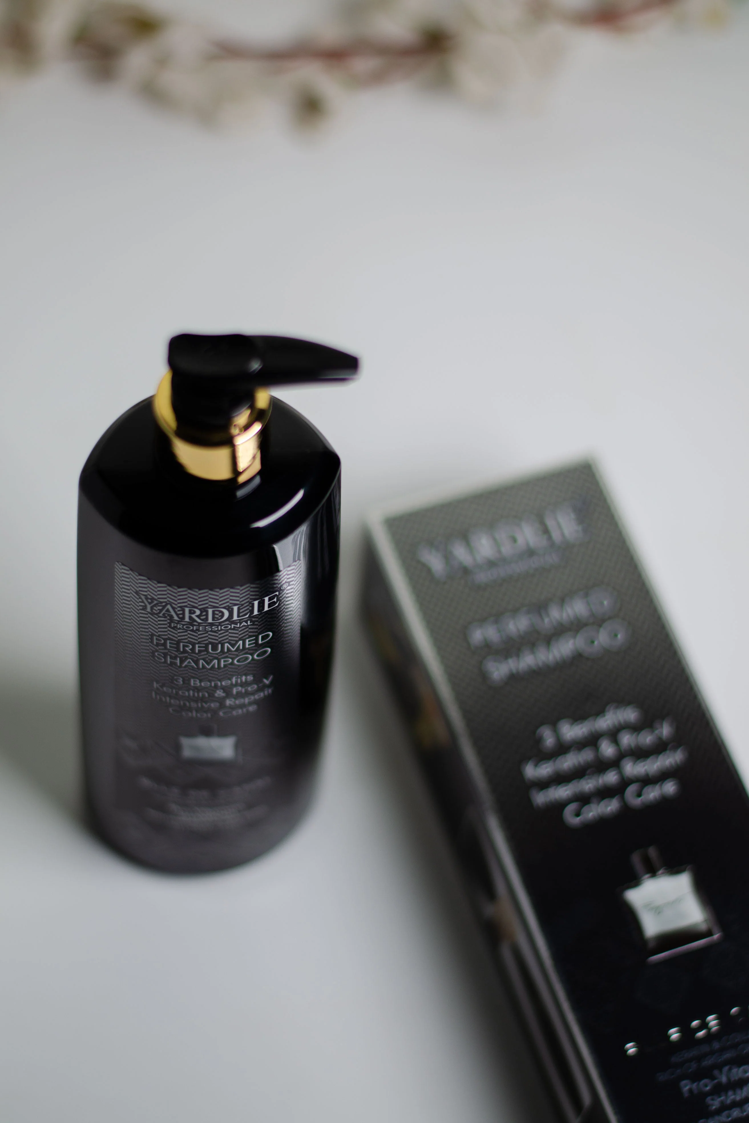 Luxury Perfumed Shampoo - Yardlie-500g. - Image 2