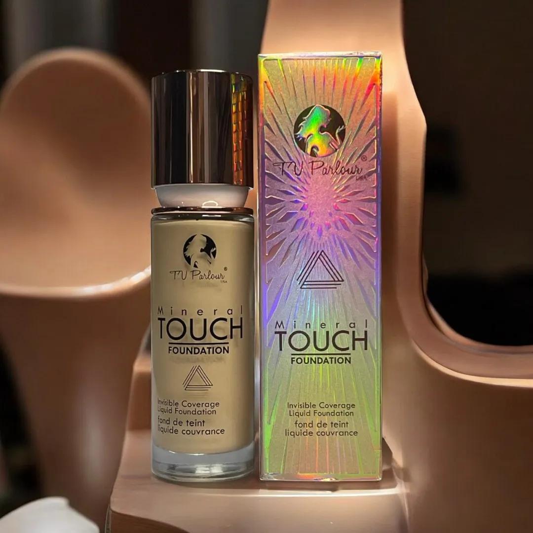 Tv Parlour Mineral Touch Foundation - Image 3
