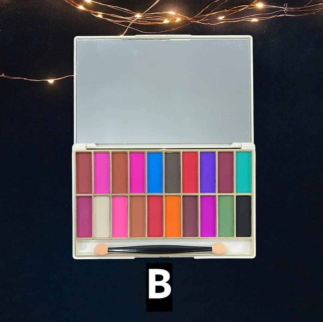 Tv Parlour Mini Matty Matte Palette - Image 3