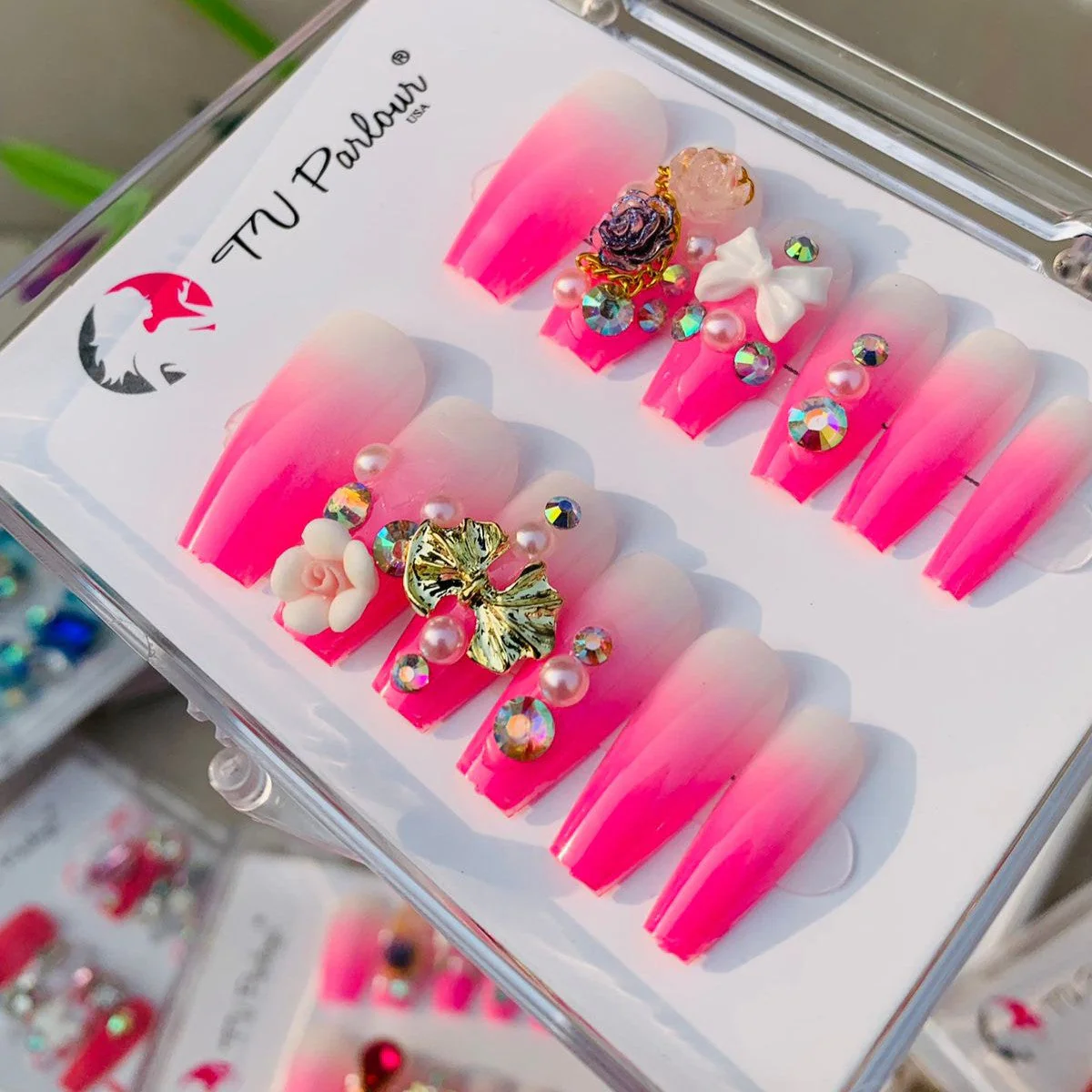 Tv Parlour NAILS NEW - Image 3