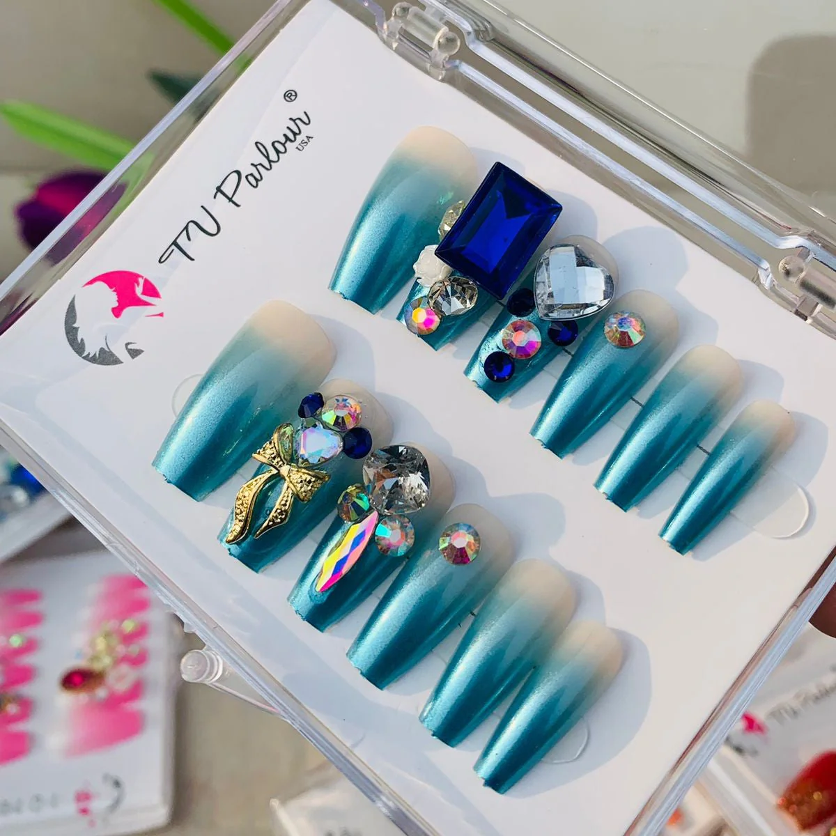 Tv Parlour NAILS NEW - Image 6